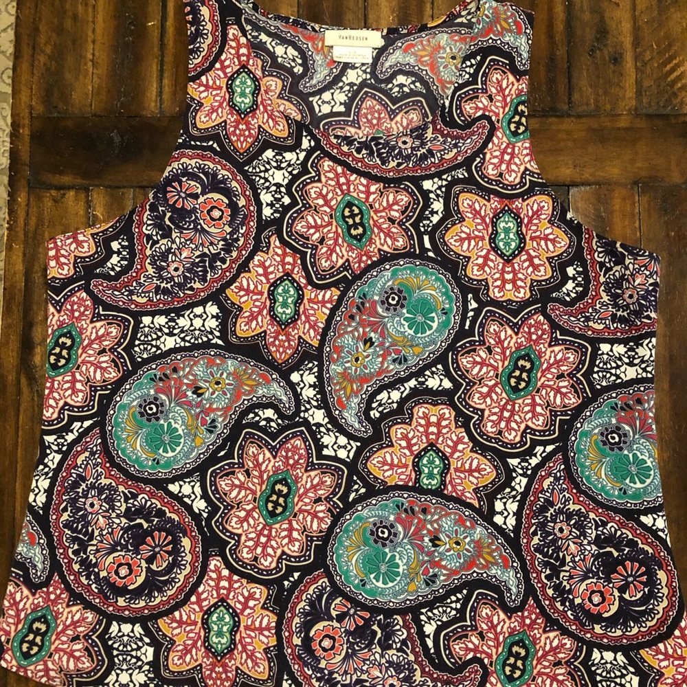 Van Heusen tank